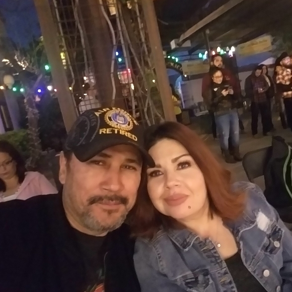 Meet your Posher, Javier - Picture 1 of 1